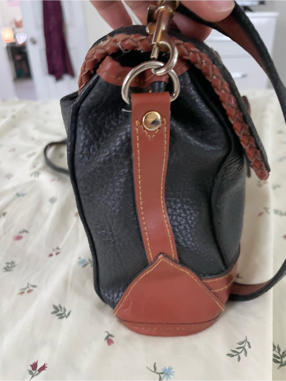 Dooney & Bourke Black Pebbled Leather Crossbody with Brown Trim - Picture 4 of 9